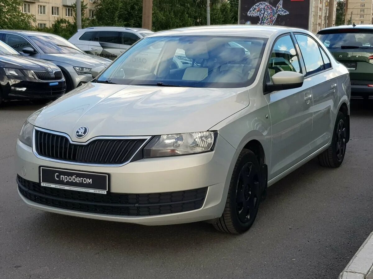 Шкода рапид 2014 купить. Skoda Rapid 2014. Шкода Рапид 2014г. Шкода Рапид 2014 1.6. Skoda Rapid, 2014 г.в..