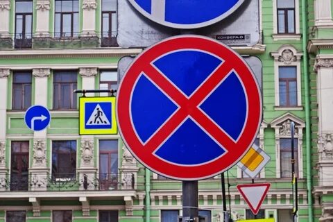 Видео со знаками