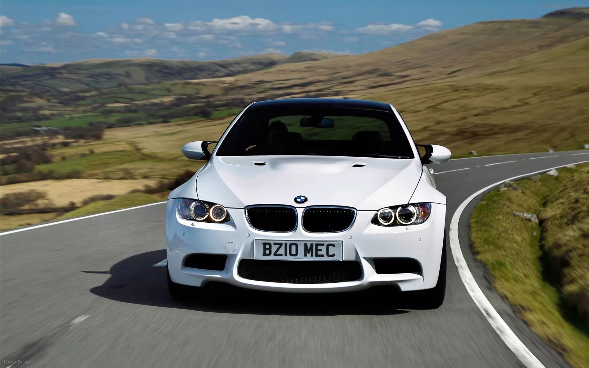 Автомобиль bmw 3. БМВ м3 е92. BMW m3 92. БМВ m3 e92. BMW m3 e92 Coupe.