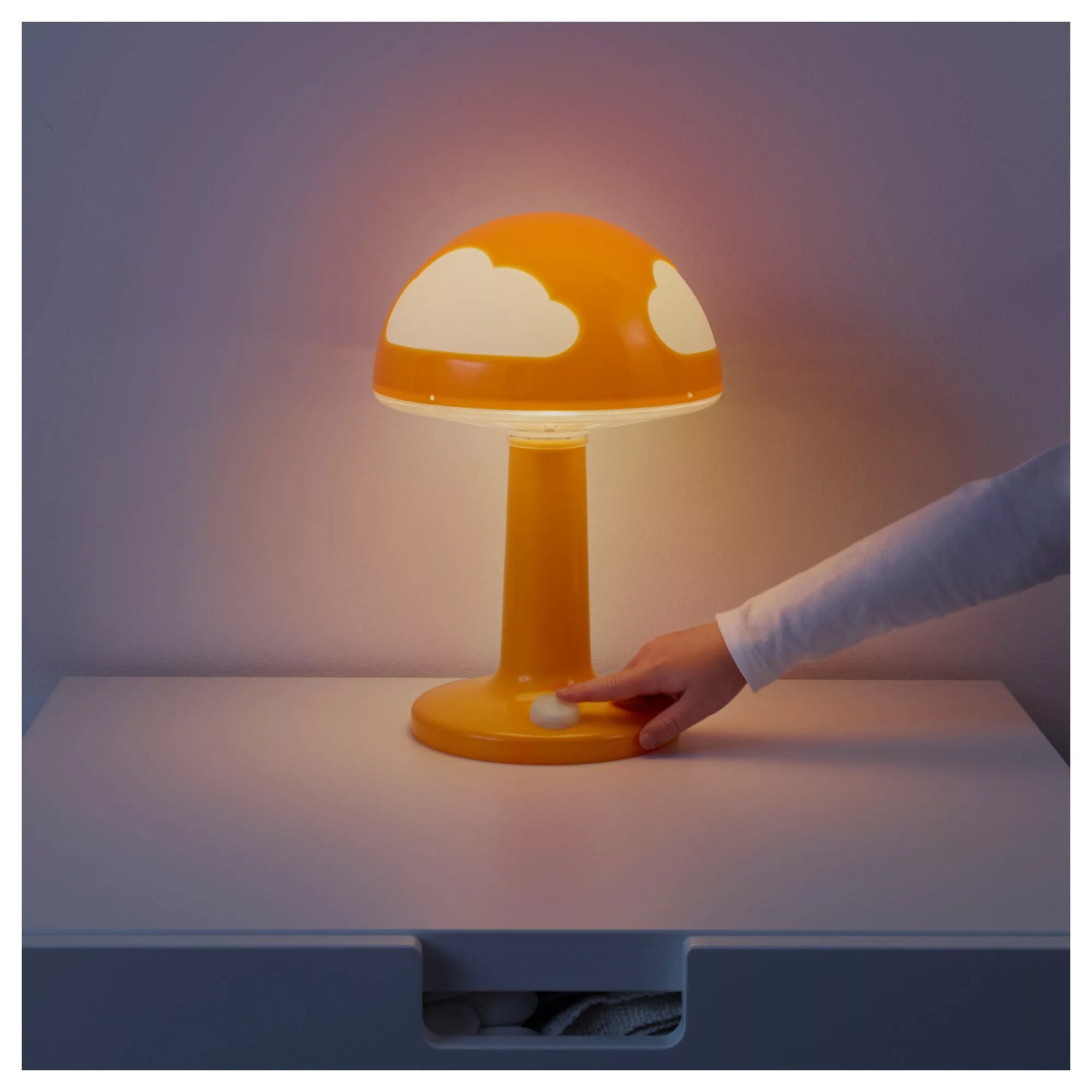 Настольная лампа для уроков. Пришла идея. Лампа для детей. Дети лампы отзывы. Лампа ученическая настольная.