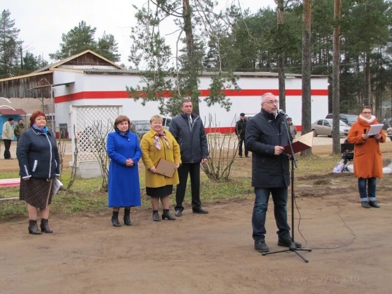 Погода юбилейный новгородская область хвойнинский. Поселок Юбилейный Хвойнинский район. Посёлок Юбилейный Новгородская область. Юбилейный Новгородская область Хвойнинский район. Поселок Юбилейный Новгородская область Хвойнинский район.