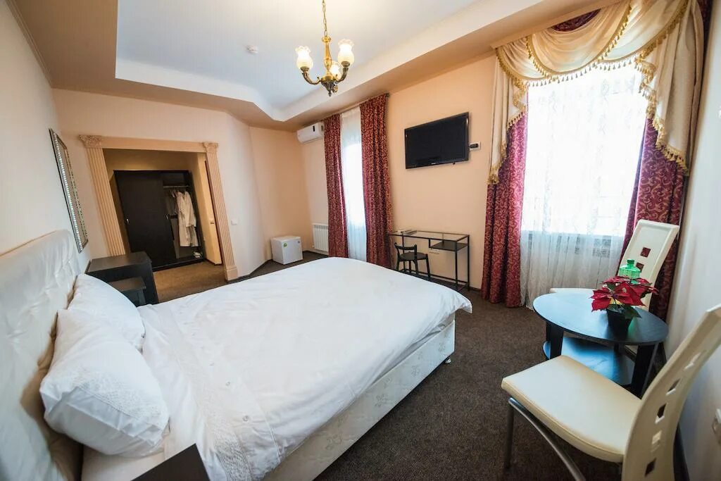 Холл в отеле - Picture of Residence Park Hotel, Goryachy Klyuch - Tripadvisor