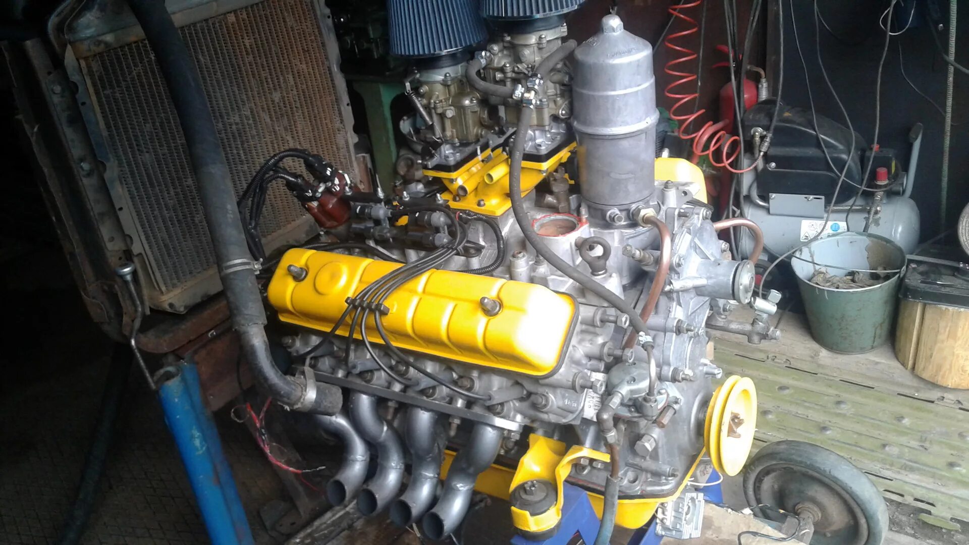 Змз 523 инжектор. Змз 523. двигатель змз 523 v8. змз 523 паз. v8 змз−523 паз.
