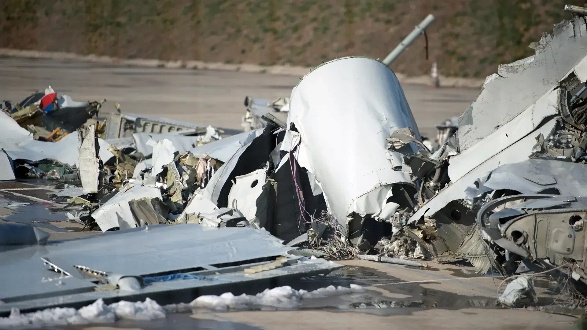 Самолет разбился причины. Катастрофа ту-154 под Сочи. Крушение ту 154 в Сочи. Ту 154 катастрофа Сочи 2016. Катастро́фа ту-154 под Со́чи.