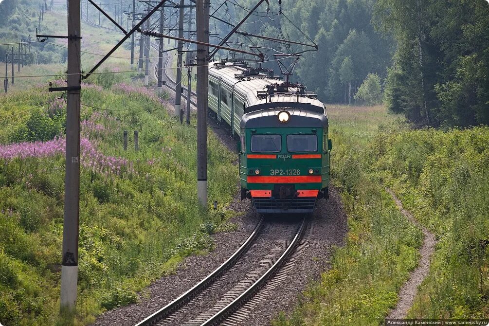 Видео дороги поезда. Эр2-1325. Едем на поезде. Поезд. О поездах и железной дороге.