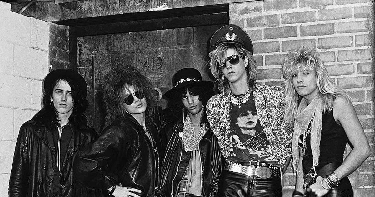 Guns n roses. Рок группа ганс н роуз. Группа guns n' roses 1988. Guns n roses в молодости. Guns n roses 80s.