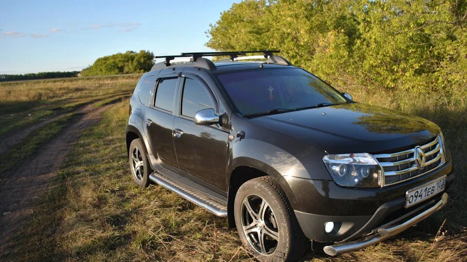 Renault duster 2014 год. Renault Duster 2012. Рено Дастер черный. Рено Дастер черная Жемчужина. Рено Дастер 2014 черный.