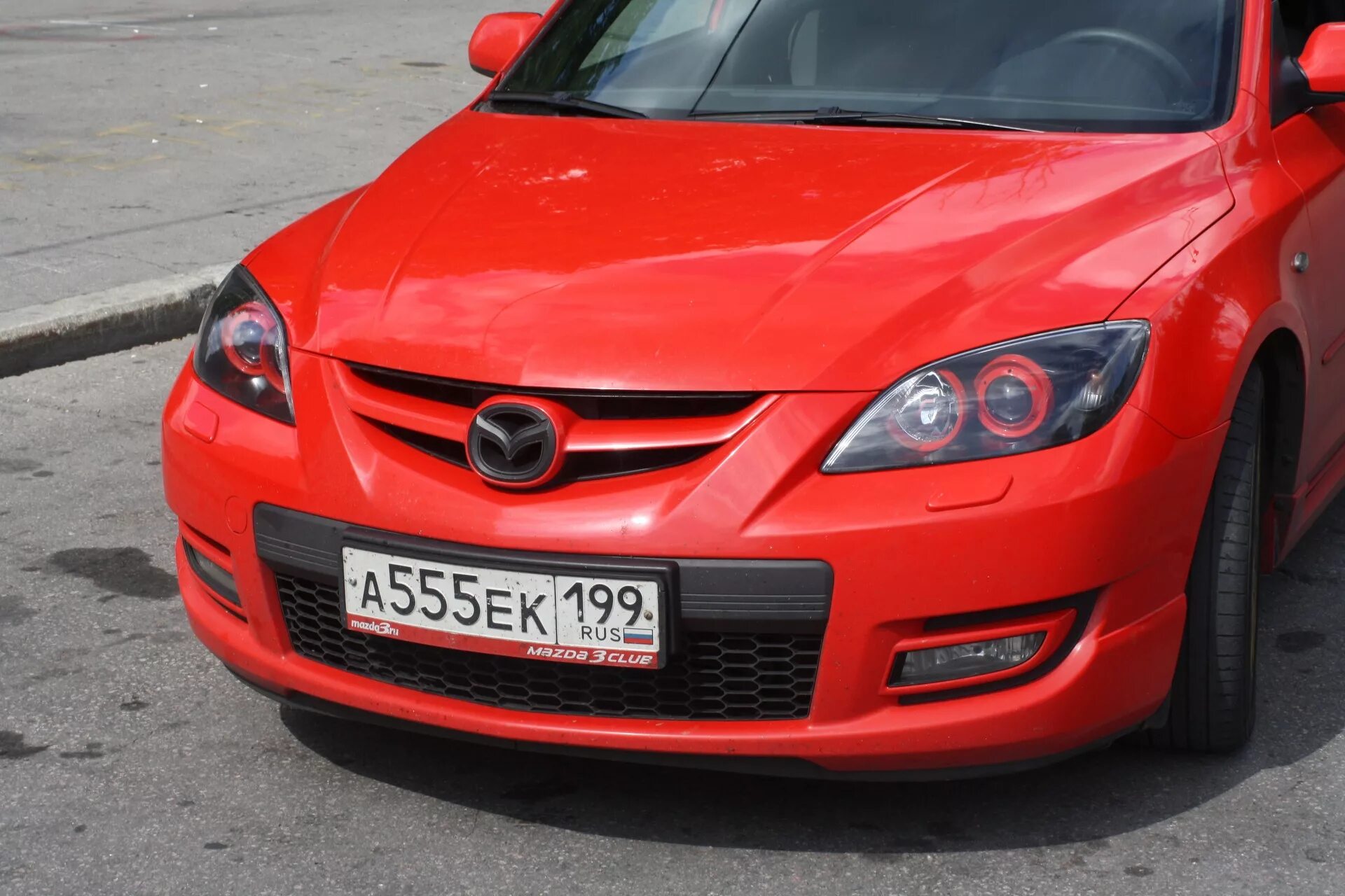 Мазда 3 коды. Mazda 3 MPS. Mazda 3 555. Мазда 3 БК седан. Маски фар Мазда 3 БК.