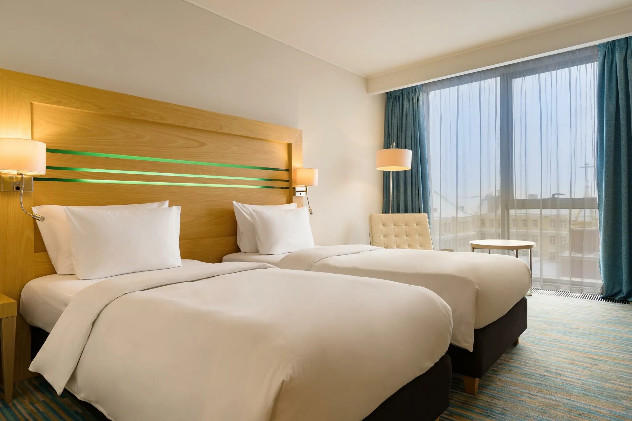 Рэдиссон калининград. Рэдиссон калининград гостиница. radisson blu hotel 4 калининград. radisson blu hotel, kaliningrad площадь победы, 10, калининград. номер в рэдиссон калининград с 2 кроватями.