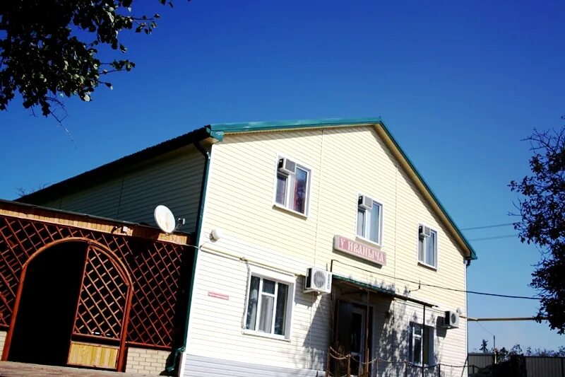 Гостевой дом Премьера, Голубицкая - цены отеля у моря, отзывы, фото, номера, кон