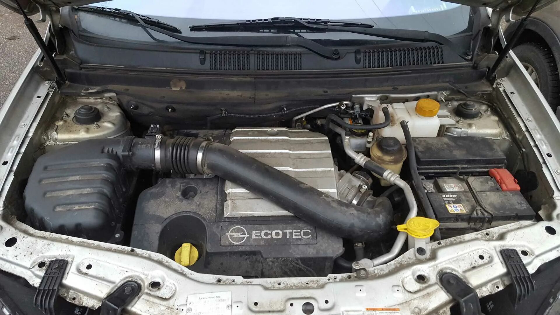 Двигатель 2 и 4 антару. Опель антара 3.2 двигатель. opel antara под капотом. подкапотное антара 2.2 дизель. опель антара 3.2 подкапотное пространство.