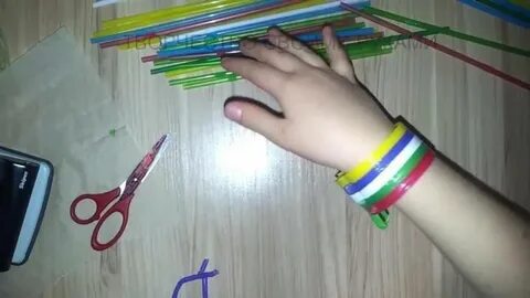 Рука из трубочек