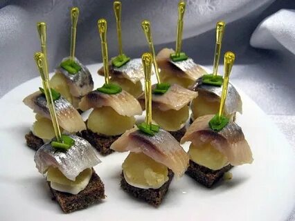 Закуска с селедкой на праздничный стол