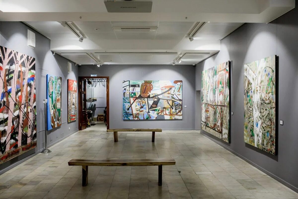 Куда сходить на выставку. Музей анатолия зверева в москве. Выставки в москве боб кошелохов. Художественная выставка. Такаси мураками выставка в гараже.