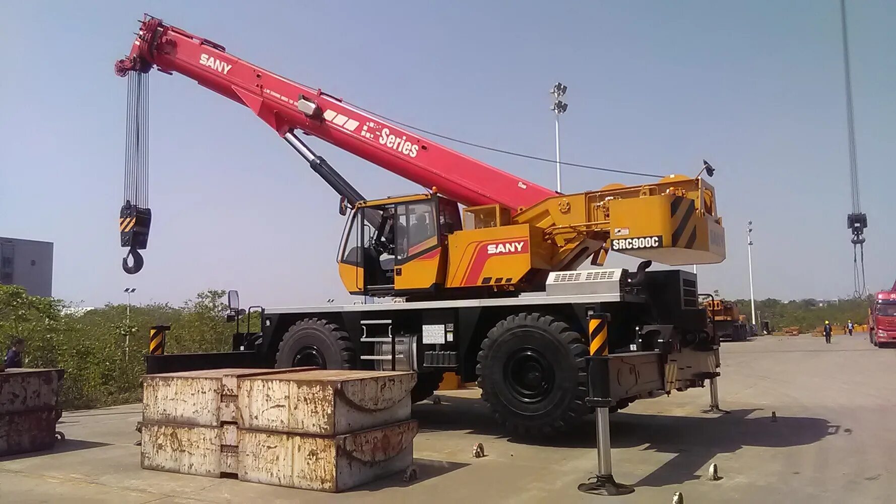 Src 350. Кран sany src900c. palfinger sany кран. короткобазовый кран palfinger sany. кран sany 90 тонн.