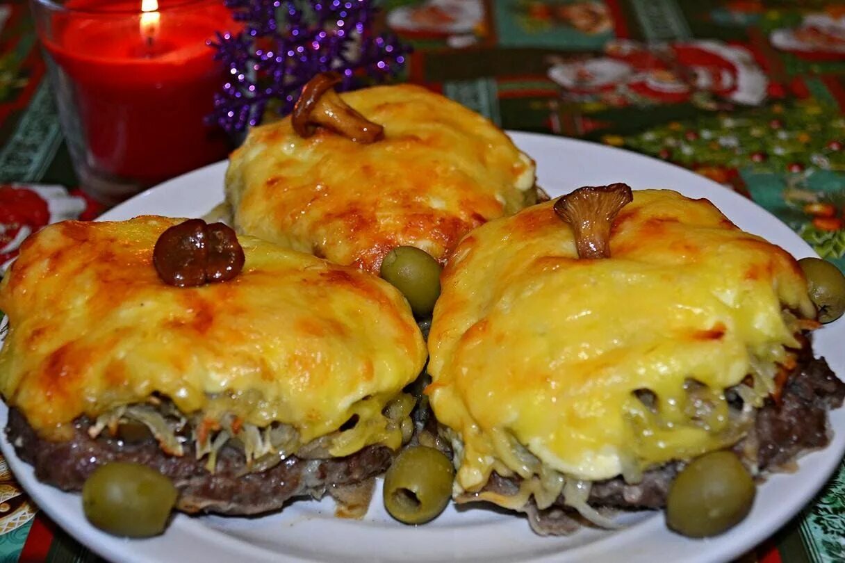 Праздничное горячее блюдо быстро и вкусно. Праздничное блюдо из фарша. блюда из фарша на праздничный стол. блюда из фарша в духовке. праздничное блюдо из фарша в духовке.