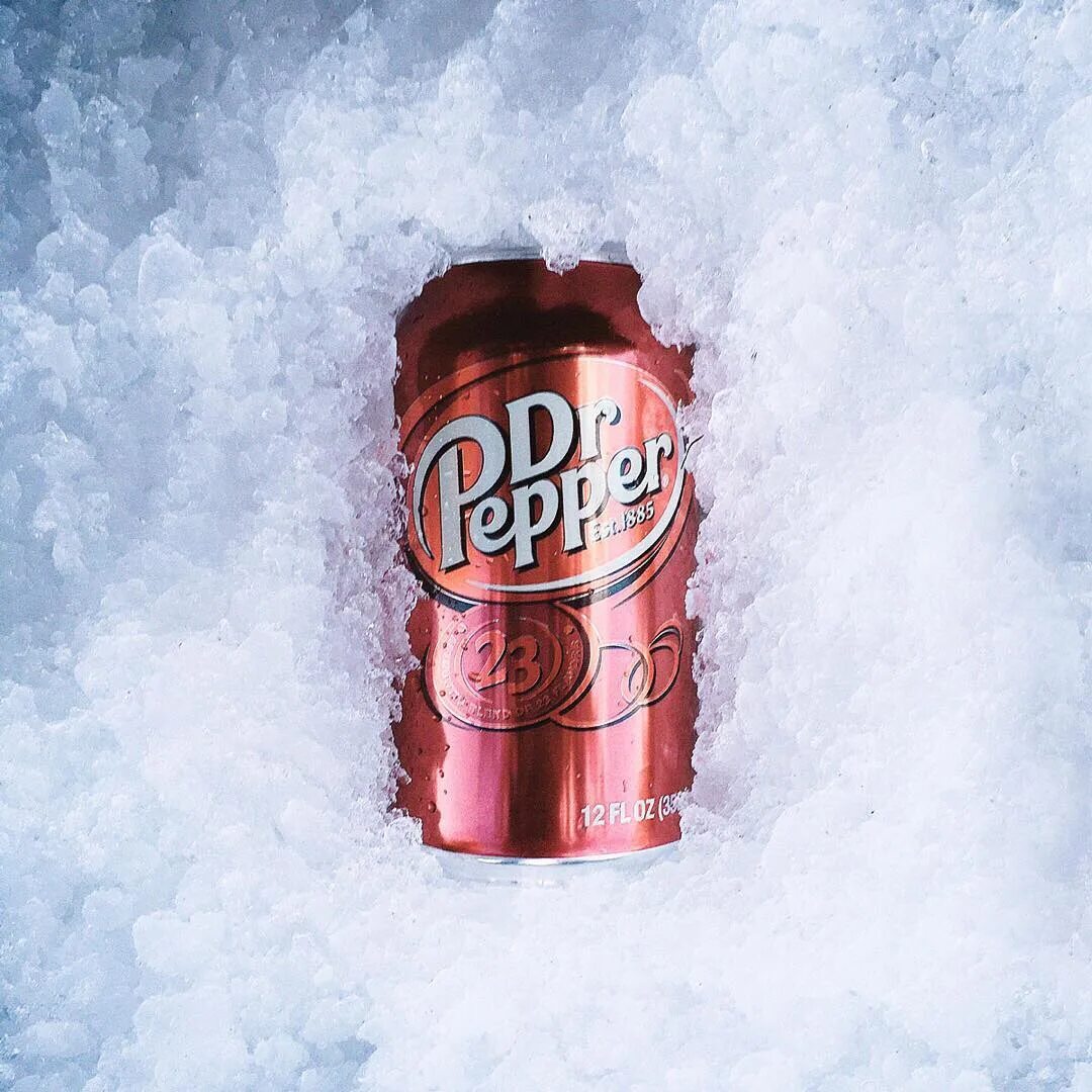 Напиток dr pepper. Доктор Пеппер. Доктор Пеппер 1885. Мистер Пеппер напиток. Газировка Мистер Пеппер.