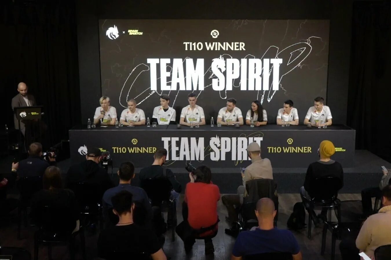 Тим спирит инт. The International 2021 тим спирит. Team Spirit победа the International 2021. Победа тим спирит на Интернешнл. Тим спирит победа 2021.