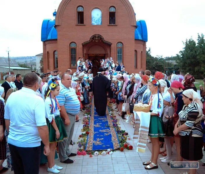 Любашевка Одесская область храм. Одесская область Любашевский район село Гвоздавка. Фрунзовка Одесская область Церковь. Любашевка Одесская область храм Архангела Михаила.