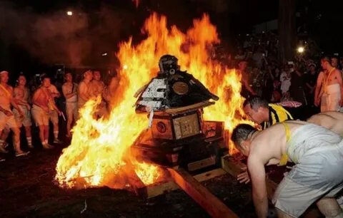Буйное празднование