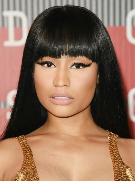 Минаж фото. Nicki minaj father. Минаж. Оника мараж. Ники минаж лицо.