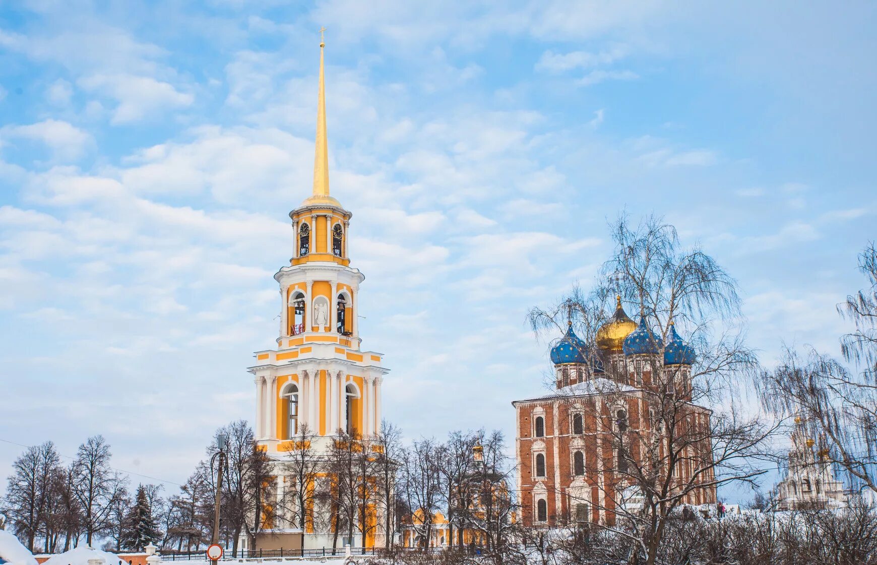 Колокольня Успенского собора Рязань. Рязанский Кремль Рязань. Рязань Кремль колокольня. Рязанский кремль сайт