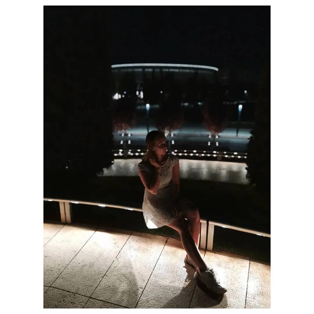 Дошик в купальнике