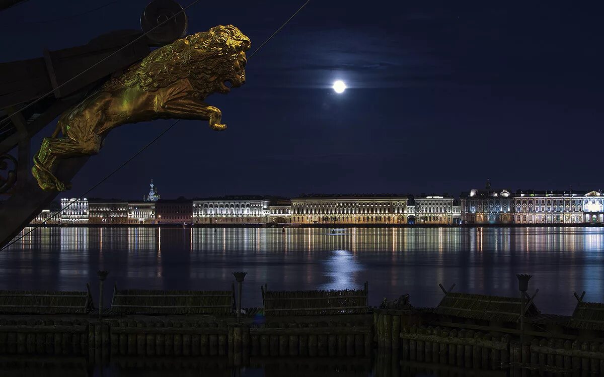 исаакиевский собор в санкт-петербурге ночью. ночь над питером. нева спб ночью. суперлуние в санкт-петербурге. река нева в санкт-петербурге ночью.