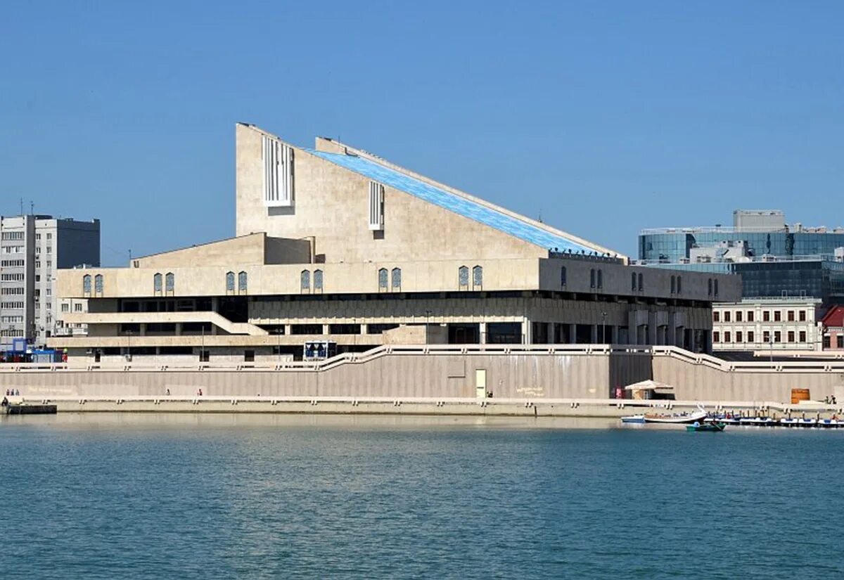 Новый театр камала казань проект. Казань театр галиаскара. Галиаскар камал театр казань. Театр галиаскара камала казань внутри. Камала казань.