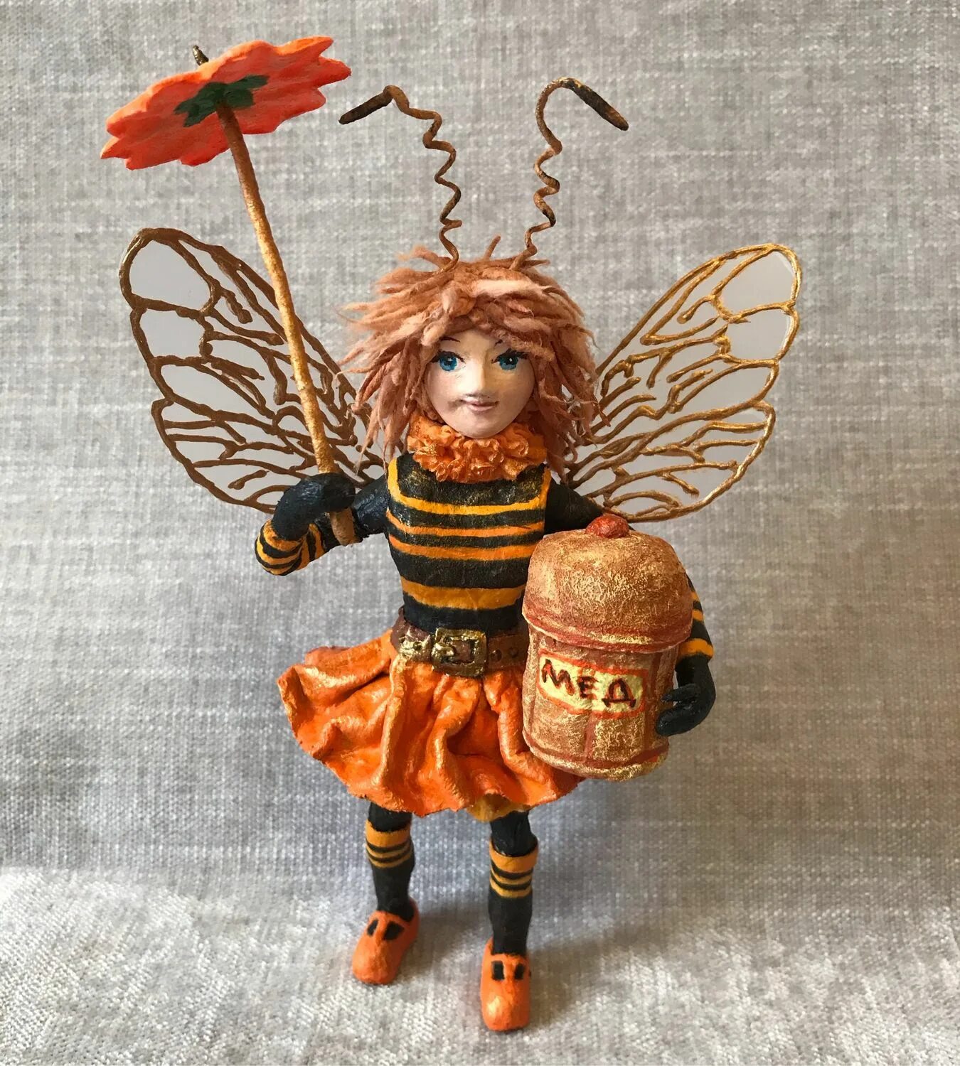 Кукла пчела. Интерьерная кукла Пчелка. Ватные куклы. Куколка пчелы