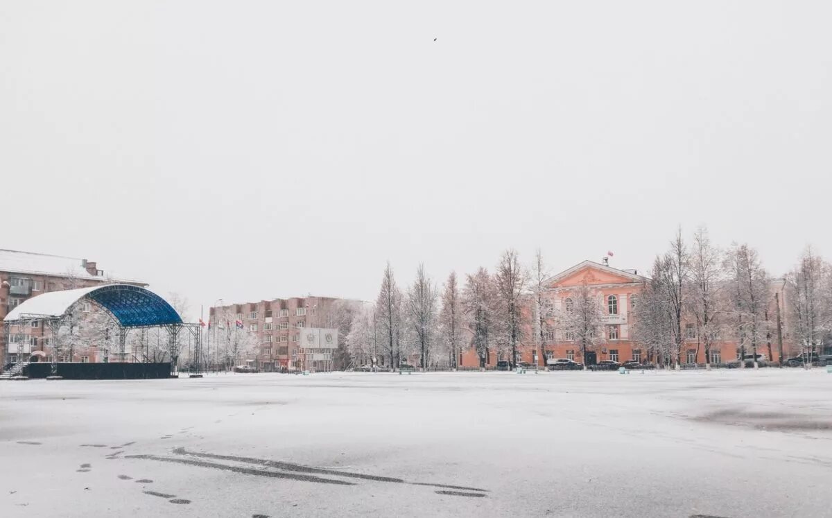 Площадь кудымкара. Кудымкар площадь. городская площадь в кудымкаре. кудымкар пермский край. каток кудымкар парма.