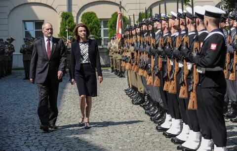 Черногория вступила