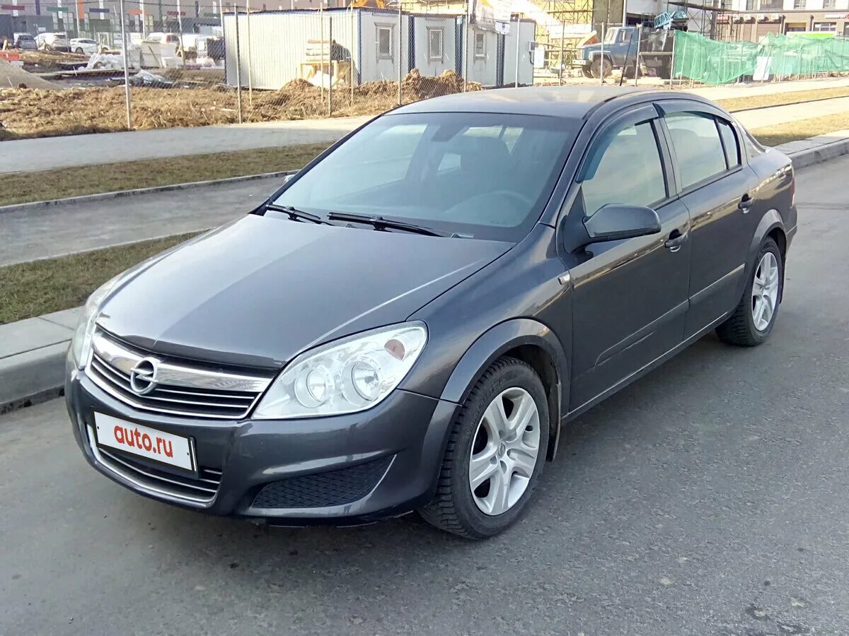 Opel h отзывы. Opel Astra h 2009 седан.