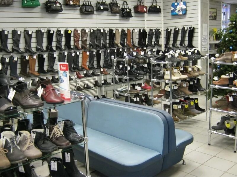 Магазины мужской обуви в спб. Будная промышленность. Спб работа работа обувь. Название обувных магазинов в спб. Обувная фабрика барановичи.