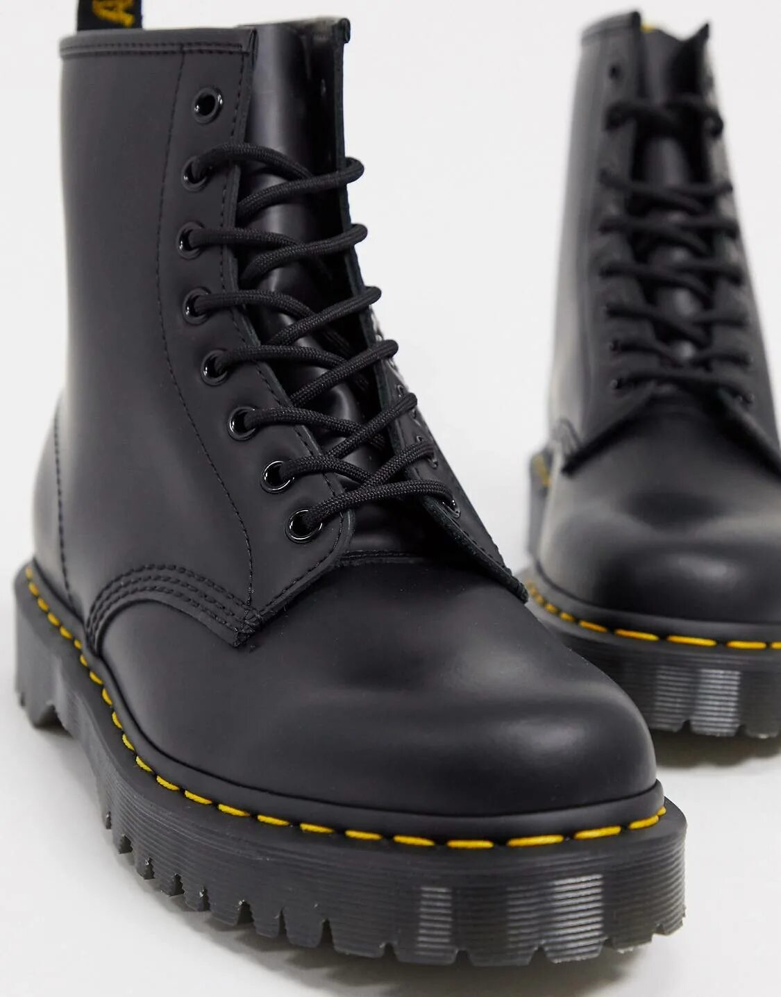 Dr martens boots 1460. Мартинсы 1460. Ботинки мартенс 1460. Ботинки доктор мартинс 1460. Ботинки мартинс 1460.