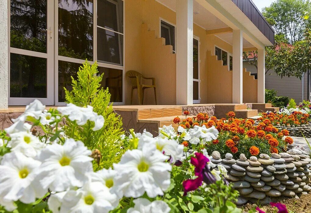 эра 2 абхазия. база эра абхазия цандрипш. турбаза эра абхазия. эра база отдыха абхазия. эра парк-отель эконом абхазия цандрипш.