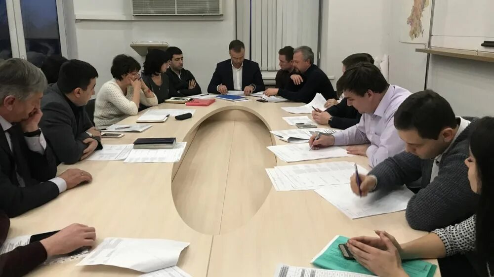 Минстрой рк. Министр строительства республики крым петросян. министр строительства карлен. минстрой респ крым. министерство строительства и архитектуры республики башкортостан.