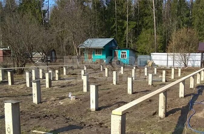 свая ж/б 150х150х3000. забивка свай 150х150. сваи жби 150х150х3000. сваи бетонные забивные. сваи забивные железобетонные 150х150.