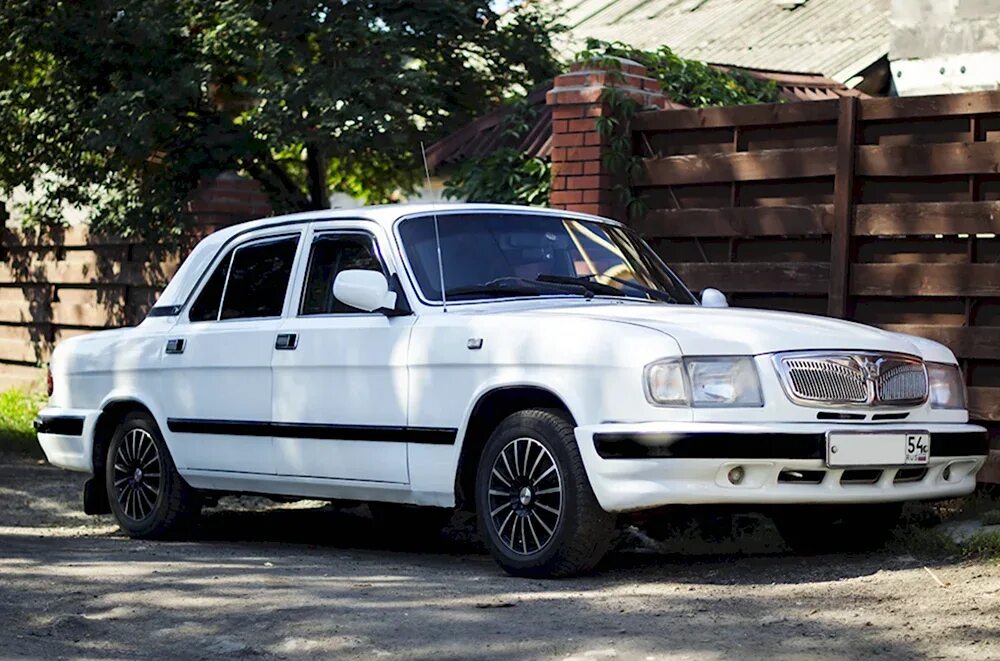 Газ 3110 тюнинг. Газ 3110 волга 2002. Газ 31105 волга белая. Видео волги 3110. Волга газ 3110.