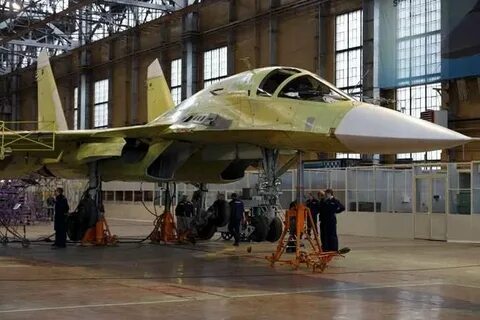 Самолет истребитель выпущенный на заводе чкалова новосибирск