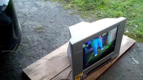Телевизор через камеру