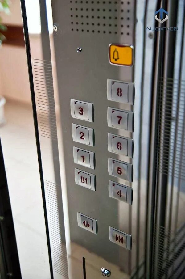 Св барнаул. Лифтовой компьютер. Компания в лифте. Лифт св. Фирмы лифтов иностранные.