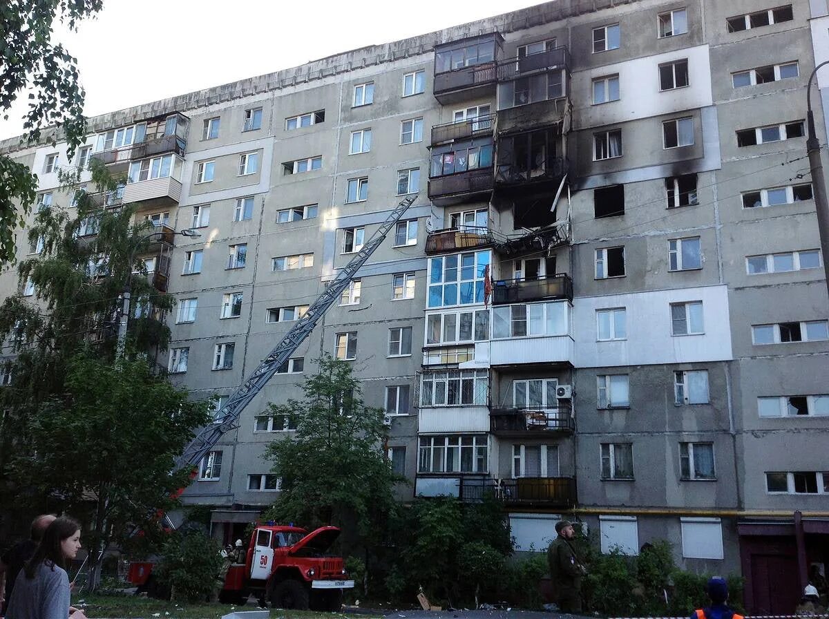 Что взорвалось в нижнем новгороде сегодня. Взрыв газа на краснодонцев 17 нижний новгород. взрыв газа в нижнем новгороде, улица краснодонцев. краснодонцев 17 нижний новгород автозаводский район. взрыв на краснодонцев 17 нижний новгород автозаводский район.
