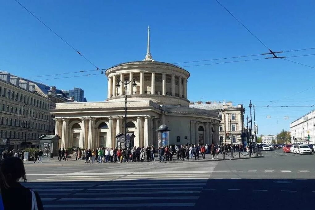 Метро площадь восстания выходы. Станция метро площадь восстания выходы. Площадь восстания москва. Площадь восстания вестибюль. Площадь восстания закроют.