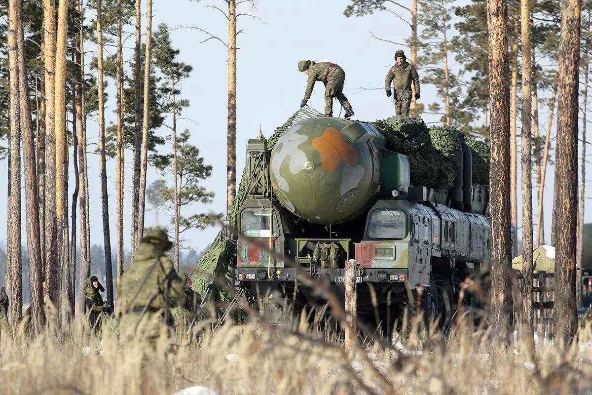 Ракетно ядерный щит ссср. Войска РВСН РФ. Ракетные войска стратегического назначения РФ. Ракетные армии РВСН России. Ракетные войска РВСН.