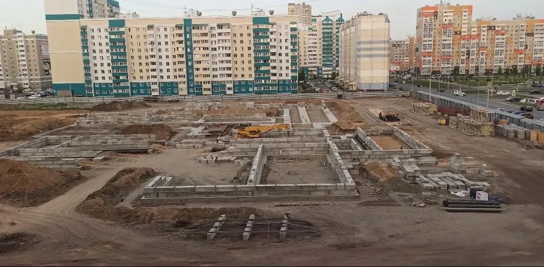 Директор 132 школы г. 136 школа барнаул. Барнаул, взлётная улица, 23. Школа на взлетной барнаул. Школа 134 барнаул.