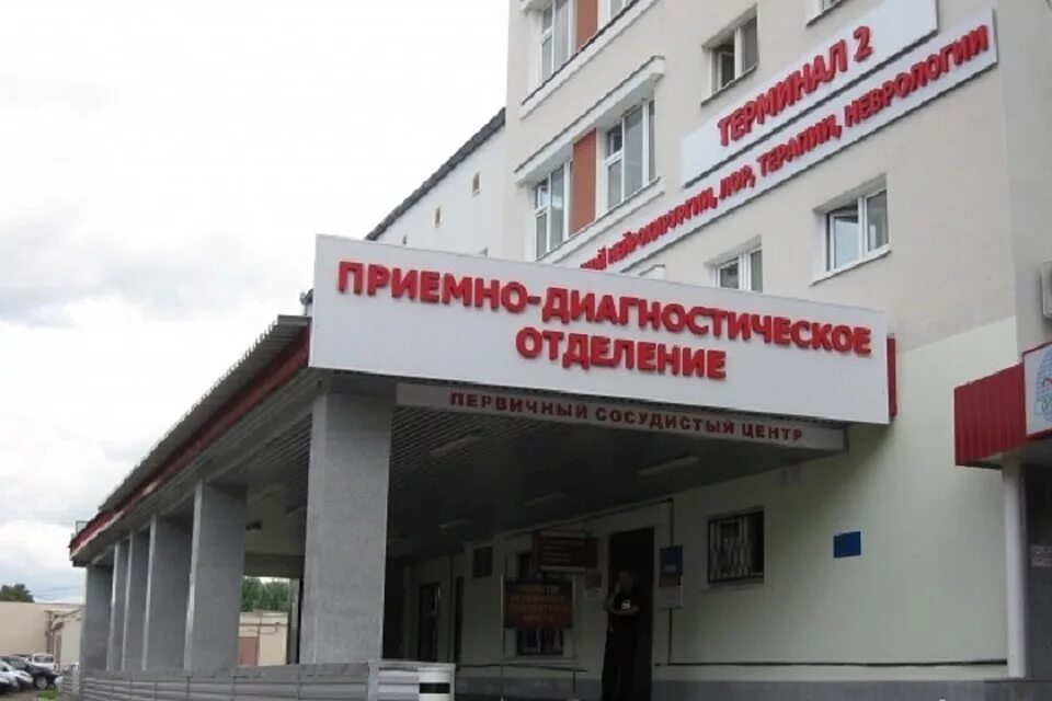 18 больница казань мавлютова. Поликлиника 12 гкб казань. 12 городская больница казань. Лечебная 7 12 больница казань. Лечебная 7 12 больница казань.