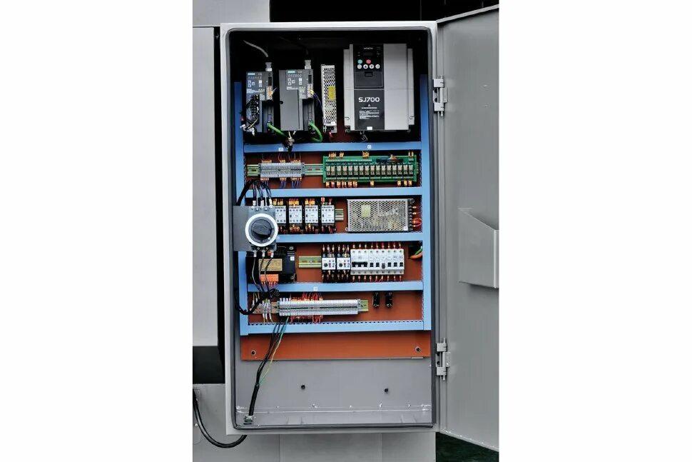 Электрощит чпу станка. Шкаф чпу. Электрошкаф станка fanuc. Шкаф чпу. Siemens шкаф станка чпу е25.