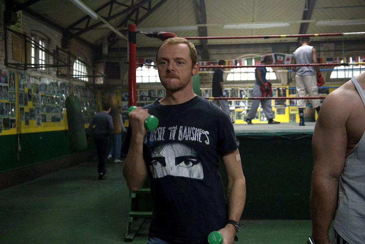 Дивиди диск беги толстяк беги. Беги толстяк беги. Run fatboy run. Беги, толстяк, беги (2007). Саймон пегг беги толстяк беги.