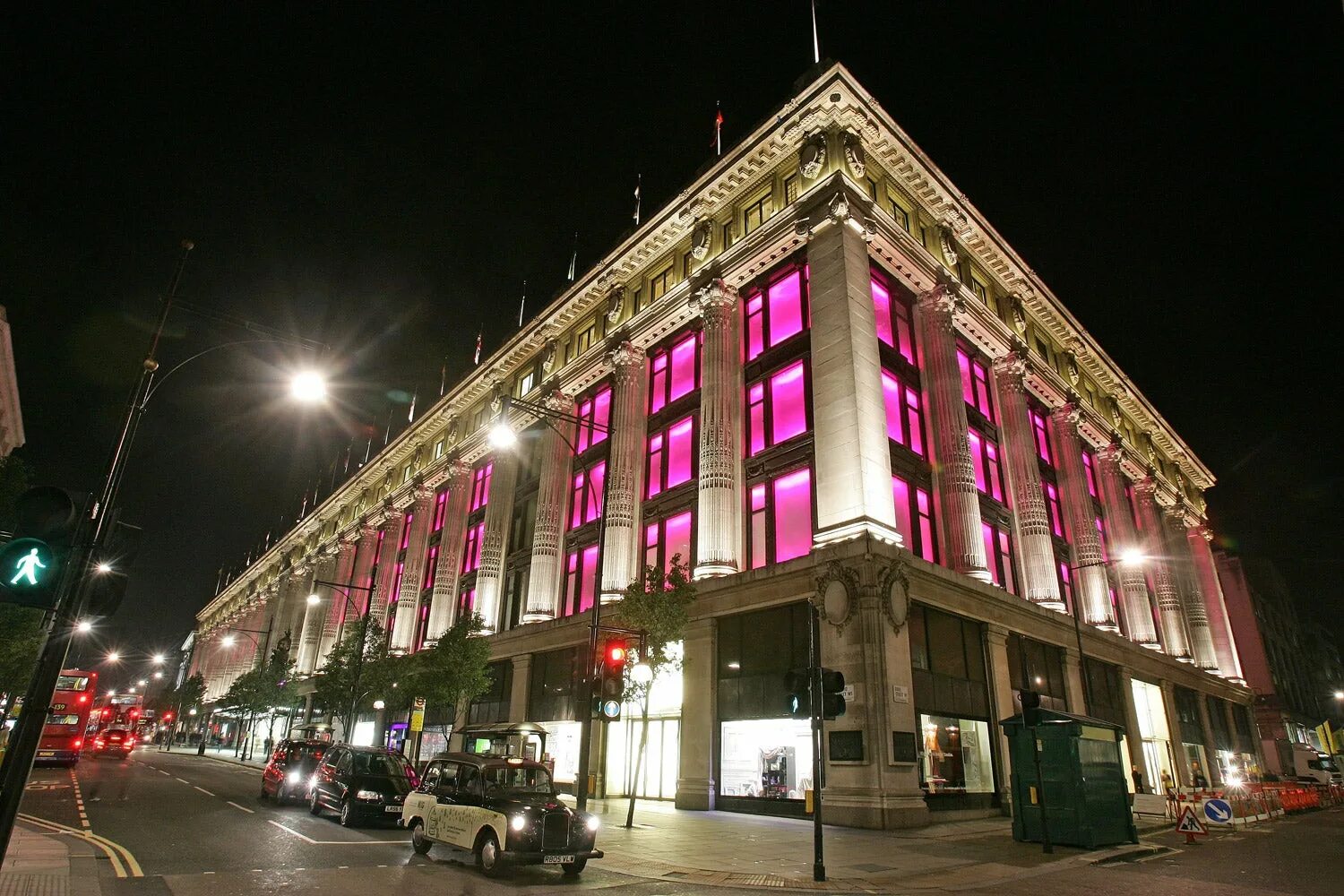 Универмаг в лондоне. Универмаг selfridges (бирмингем, англия). универмаг selfridges. селфриджес универмаг в лондоне. селфридж магазин в лондоне.